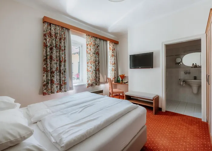 Inselhotel Faakersee