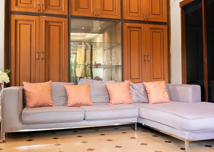 Phuket Monaburi Boutique Hotel