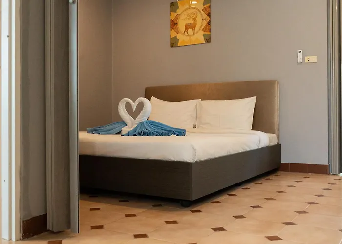 Phuket Monaburi Boutique Hotel