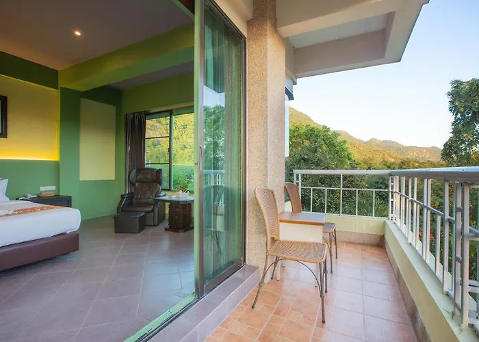 โรงแรมเขาใหญ่ฟ้าใส Khaoyai Fahsai Hotel