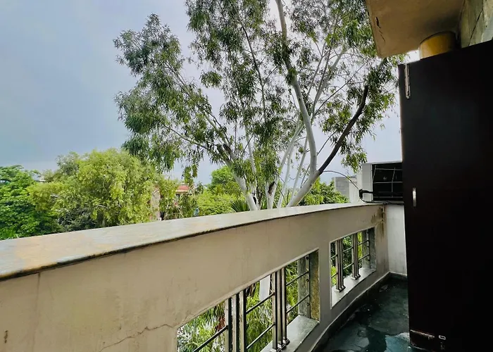 Olive Service Apartments - Greater Kailash