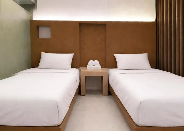 Os Hotel Airport Batam