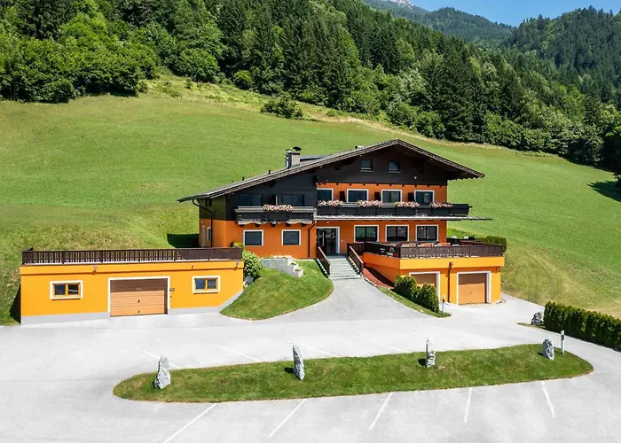 Der Burgblick-Adults Only 24 H Self Check In