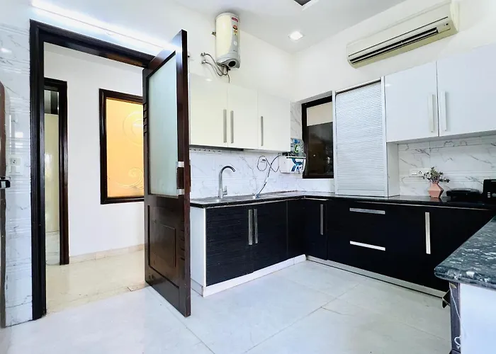 Olive Service Apartments - Greater Kailash