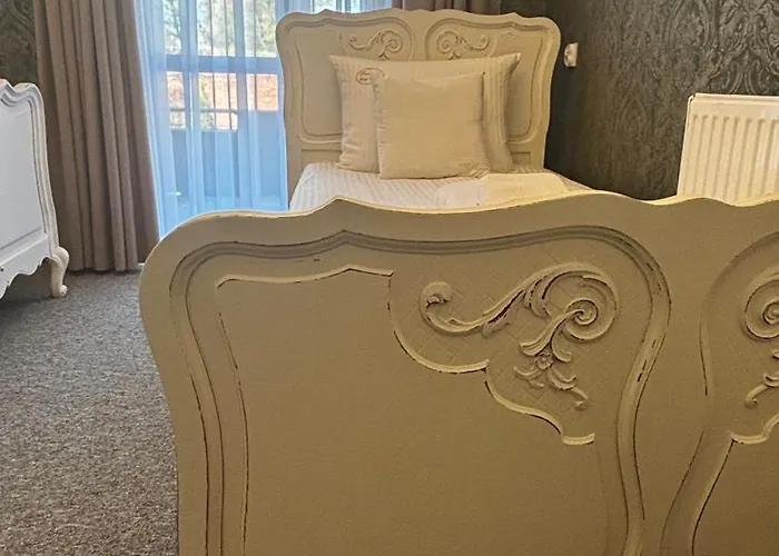 Premium - Bed & Breakfast