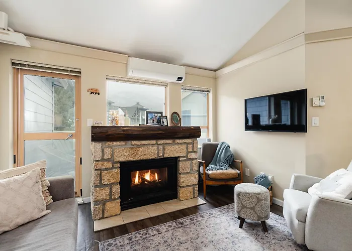 R & R Retreat Luxury Condo