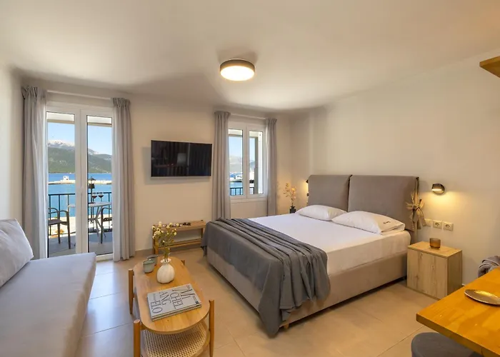 Cavaliere Seafront House - Klio
