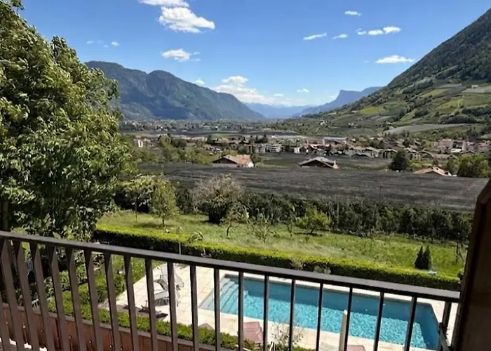 Vista Aurea Apartments