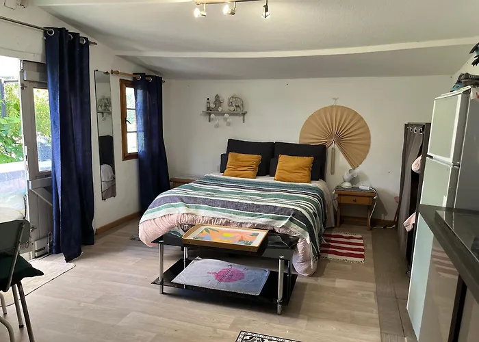 Chalet Des Oliviers 10Mn Cv Beziers Dans Propriete Bien Pour Cyclistes