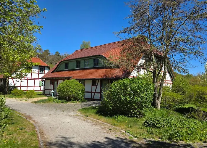 Kreptitzer Heide Ferienwohnung: Rügen Retreat for Nature Lovers