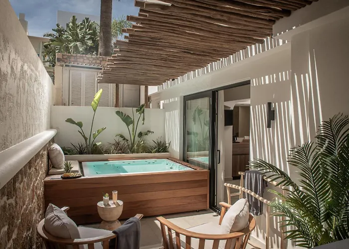 Soleil Rooms And Suites