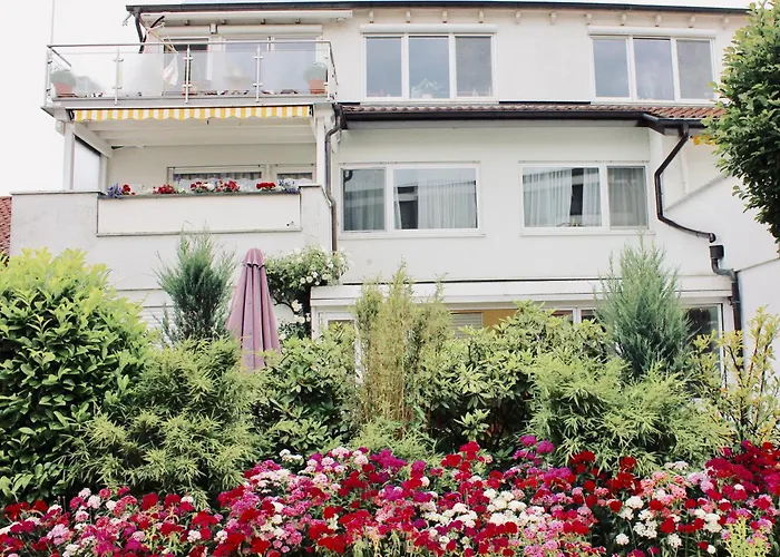 Ferienwohnung Louise 50 M Zum See