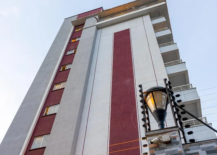 Glam Hotel Nairobi - Near Westgate Mall, Westlands