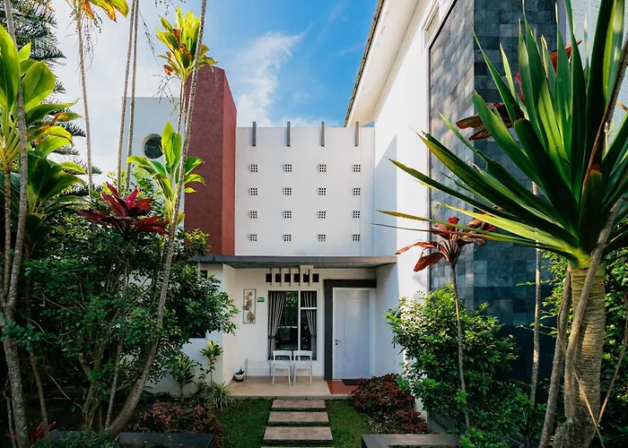 The Lavana Signature Villa Herrera Puncak