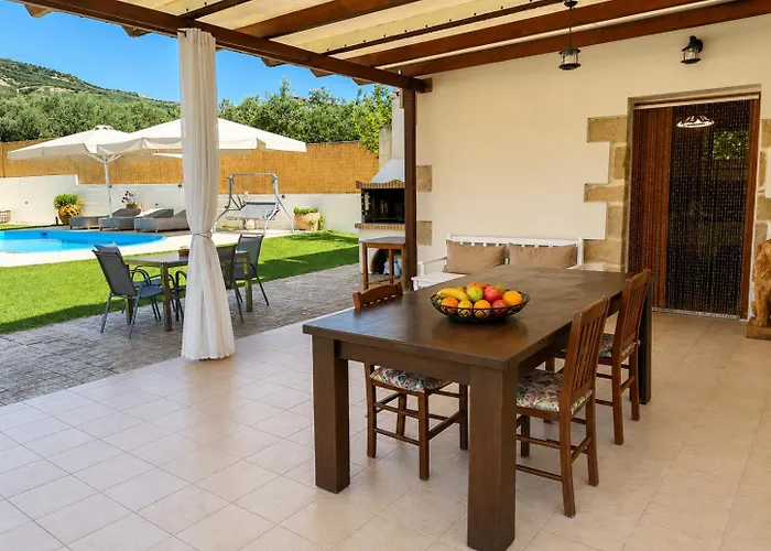 Villa Leonton With A Private Pool