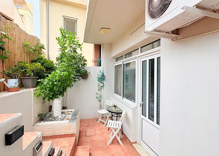 Lilian'S House