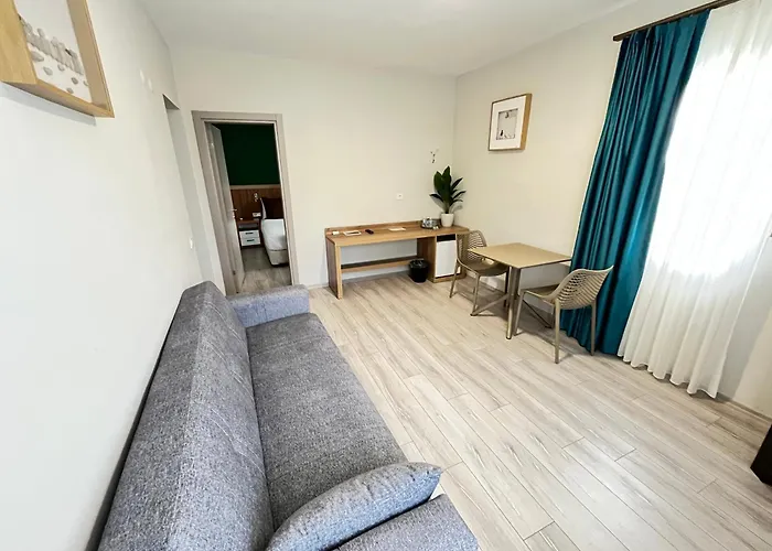 West House Exclusive Hotel
