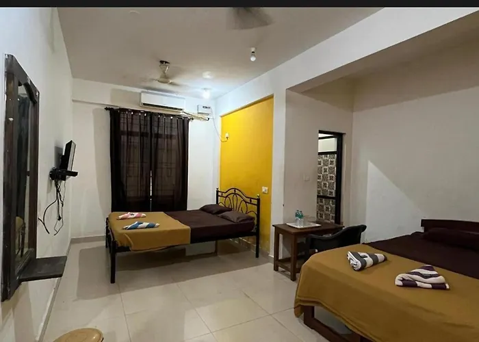 Prakash Holiday Inn