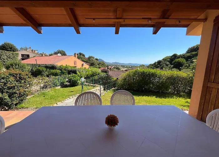 Sea View- 5 Minutes From The Beach Garden, Wi-Fi, Bbq