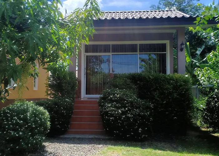 Minton Resort มิลตั้น รีสอร์ท