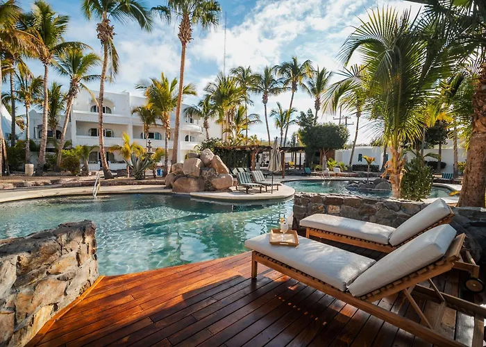 Hotel & Suites El Moro La Paz