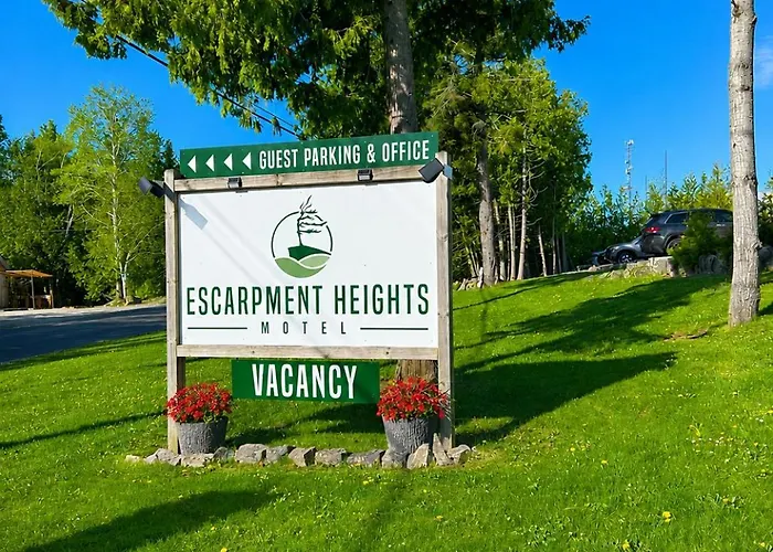 Escarpment Heights Motel Tobermory