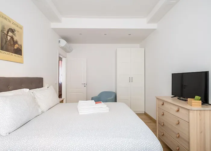 Canonica Suites