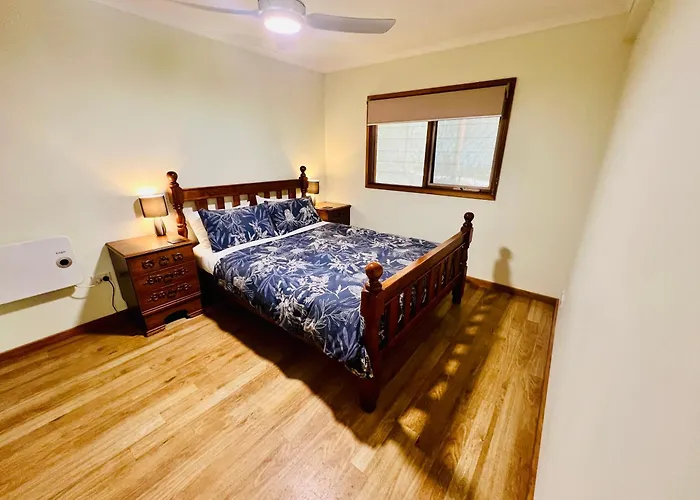 Treetops Hideaway Albury