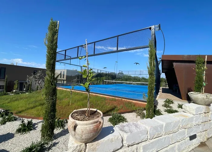 Villa Monte Grosso 2 With Padel Court