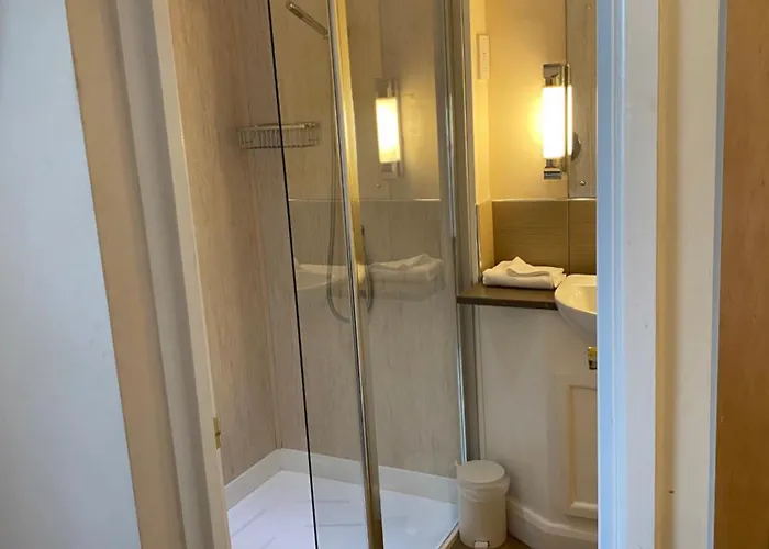 Lysses House Hotel
