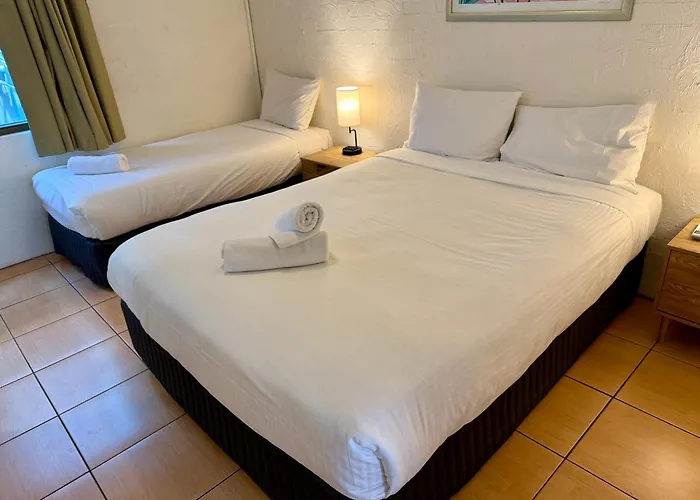 Burleigh Palms Holiday Apartments