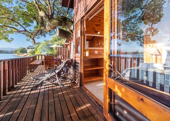 Under Milkwood Resort
