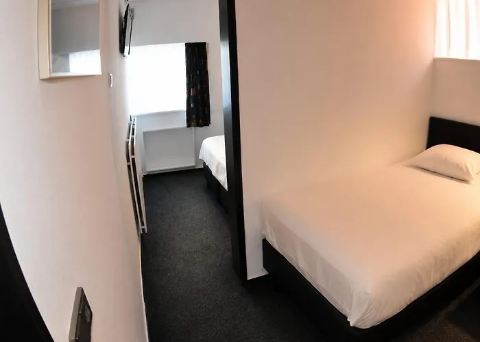 Budget Hotel Le Beau Rivage