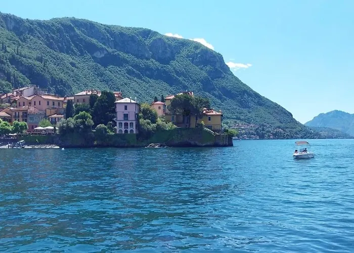 I Tre Oleandri Varenna