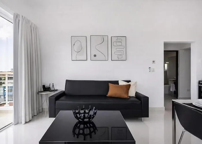 Lincoln Suite
