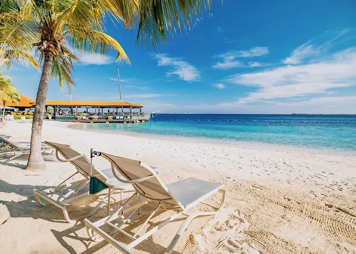 Harbour Village Beach Club