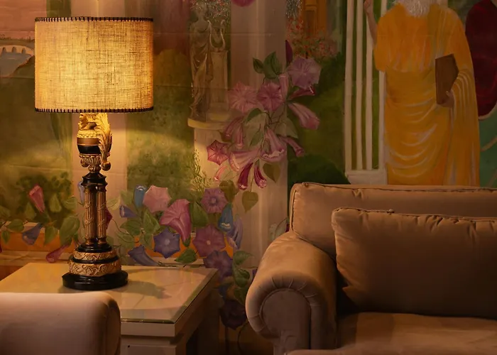 Art Palace Suites & Spa