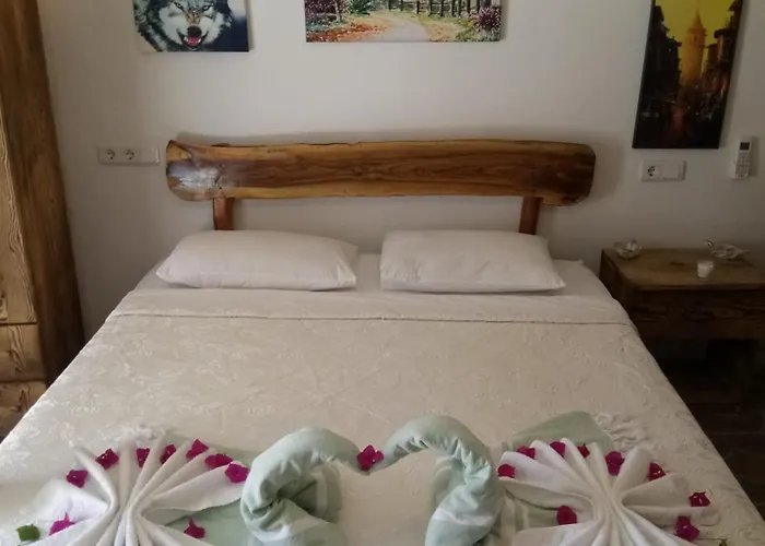Karya Apartments