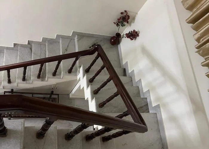 Stay At Renovated Home At Dbra-61 Don Bosco Cross Road Vaduthala Ernakulam
