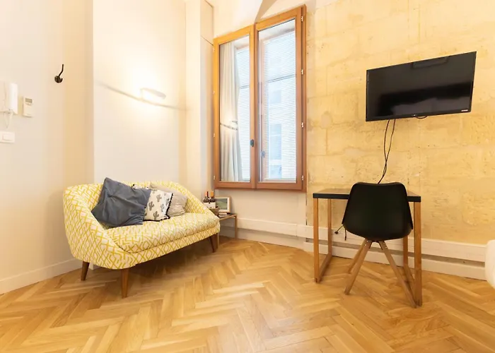 Les Suites De Saint Amand