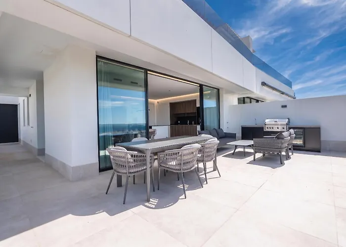 Estepona Holiday Hills