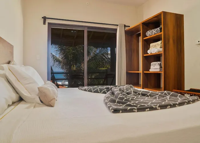 Villa With Ocean View, Pool, Restaurant And Rooftop