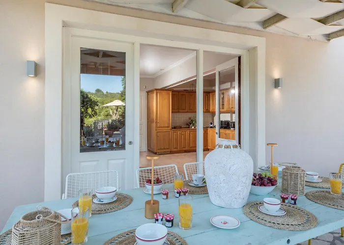 Luxury Villa Breeze With Private Pools