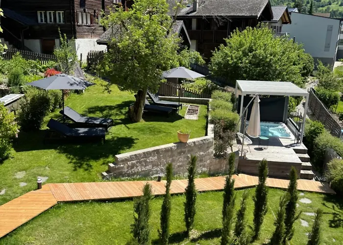Du Glacier Boutique & Traditions Hotel