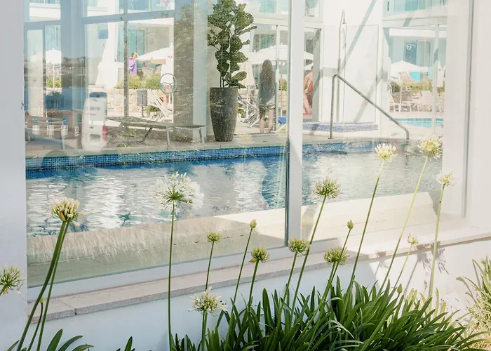 Suites Roc Portonova - Newly Renovated 2026