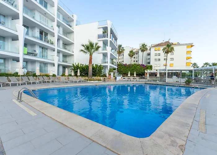 Suites Roc Portonova - Newly Renovated 2026