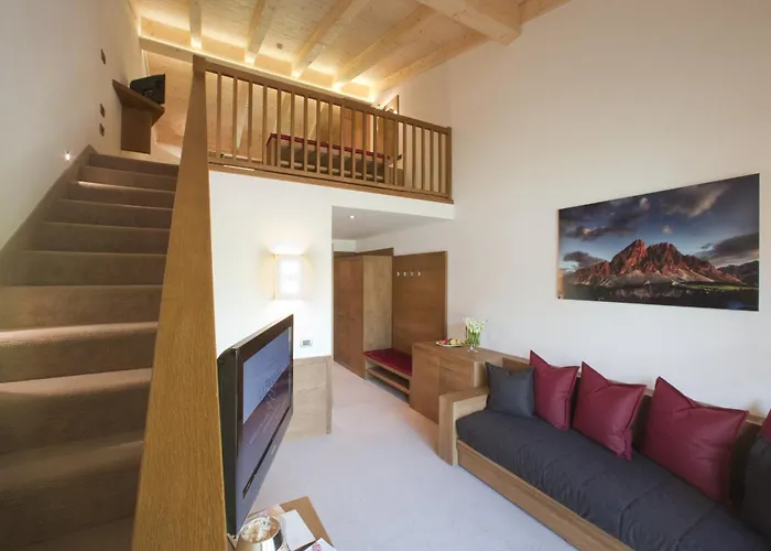 Hotel La Fradora - Dolomites Hotel