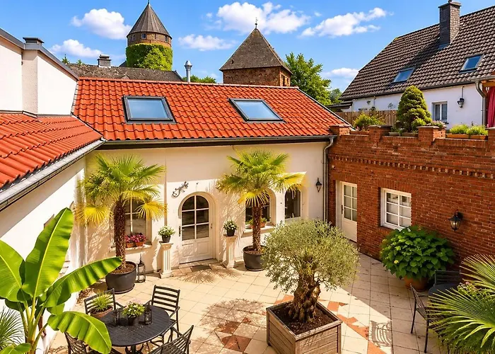 Ferienhaus Burgblick Brueggen