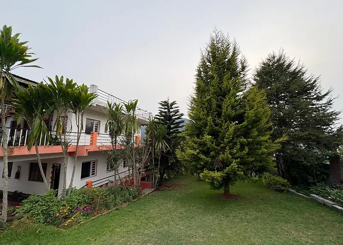 Vignesh Holiday Inn