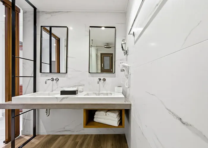 Dom Boutique Hotel